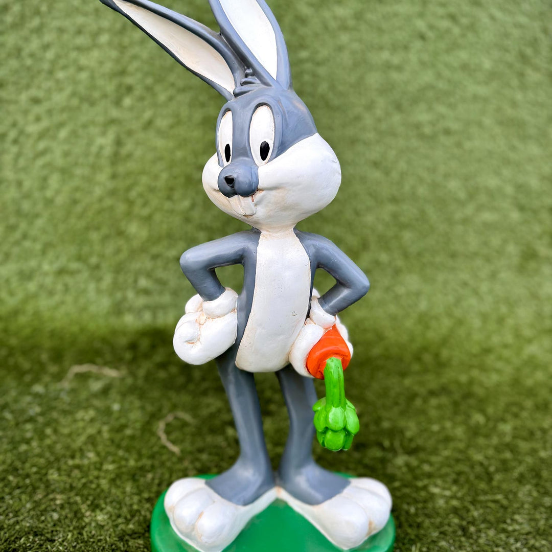 BUGS BUNNY